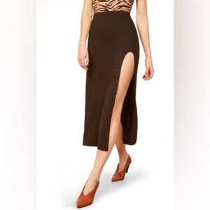 Reformation Runyon Side Slit Midi Skirt In Black